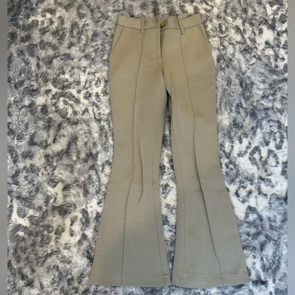 Urban Outfitters pants size XS